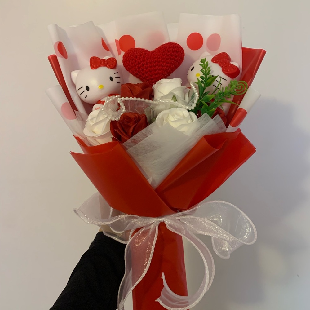 Hello kitty bouquet